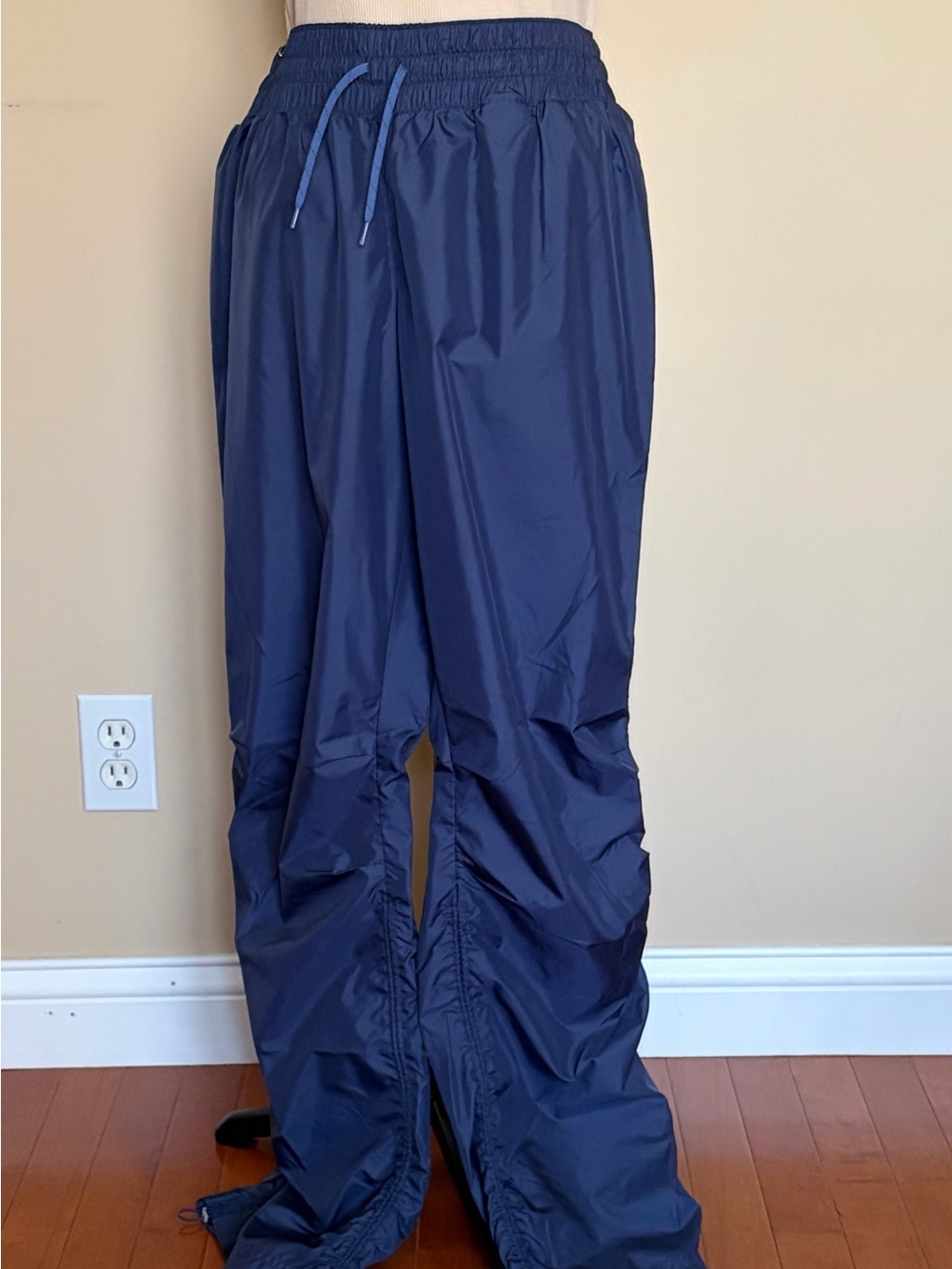 Columbia Men's Navy Blue Windbreaker Joggers